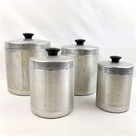 Silver Metal Décor Boxes, Jars & Tins for sale 